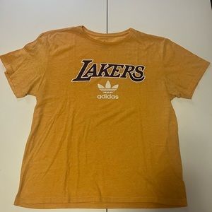 Lakers xL t shirt